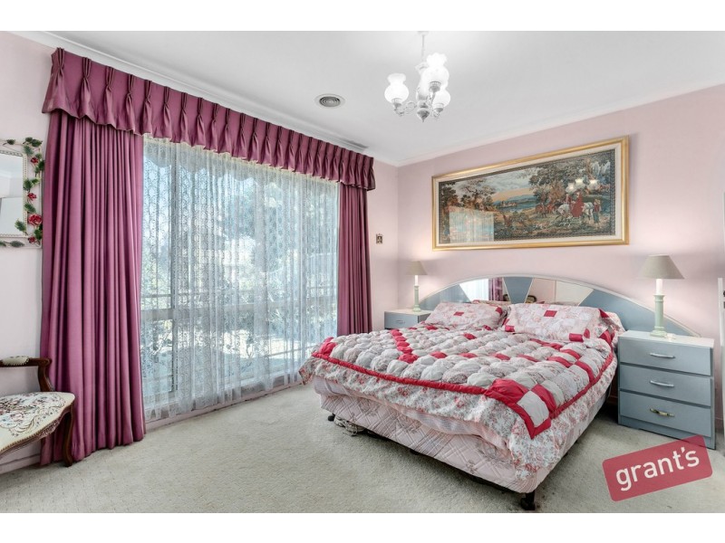 13 Sabre Court, Narre Warren VIC 3805