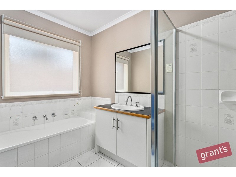 7 Wirrabarra Place, Berwick VIC 3806