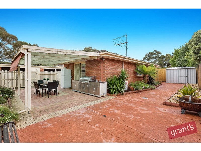 7 Wirrabarra Place, Berwick VIC 3806