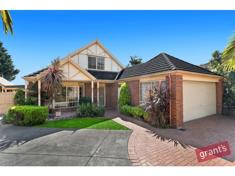 1 Montbrae Circuit, Narre Warren VIC 3805