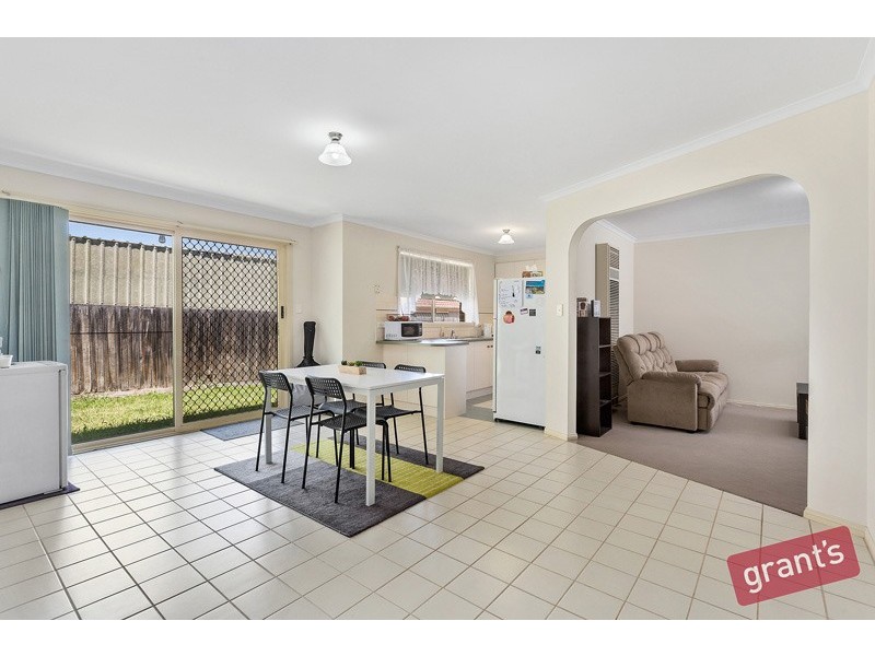 2/3 Archibald Avenue, Narre Warren VIC 3805