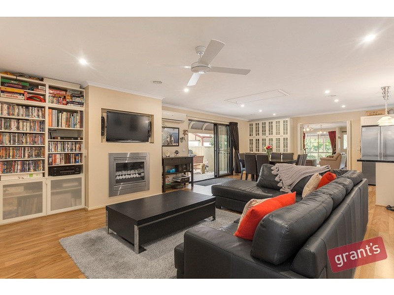 10 Maybury Court, Berwick VIC 3806