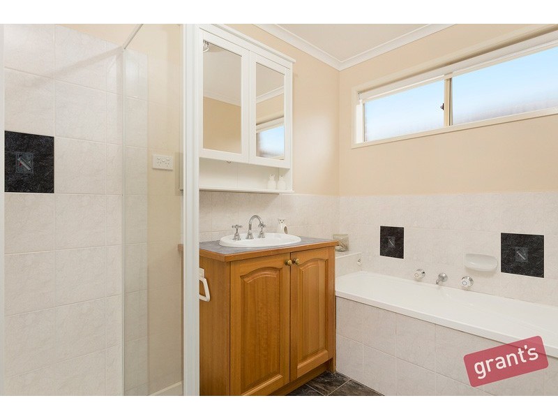 10 Maybury Court, Berwick VIC 3806
