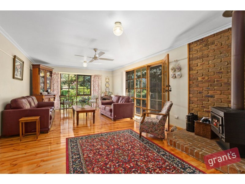 16 Oaks Court, Lysterfield South VIC 3156