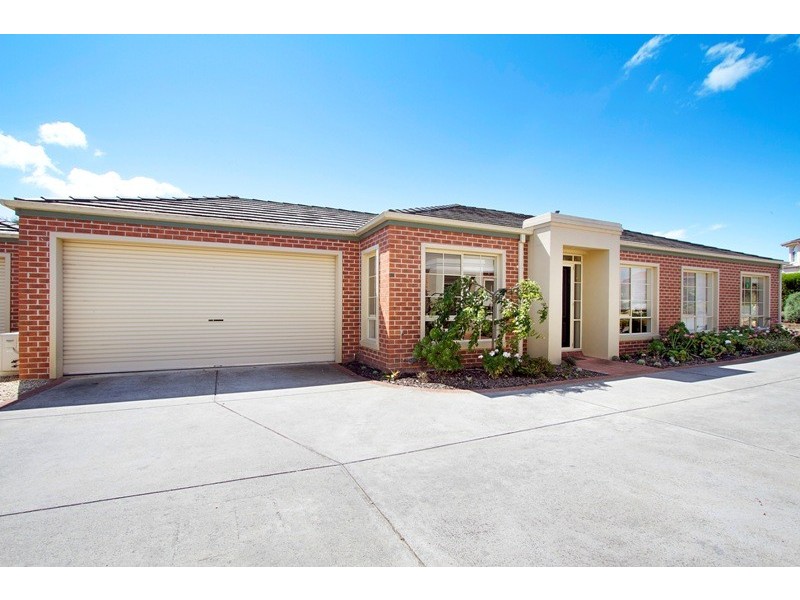 1/16-17 Wittenberg Court, Narre Warren VIC 3805