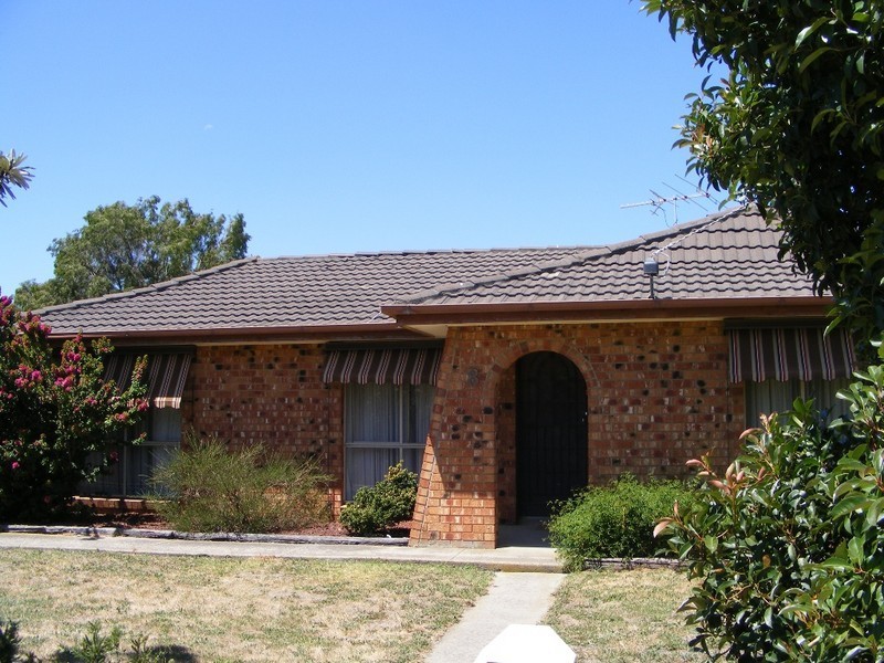 8 Margaret Court, Hampton Park VIC 3976