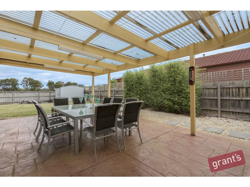 6 Norman Place, Narre Warren VIC 3805