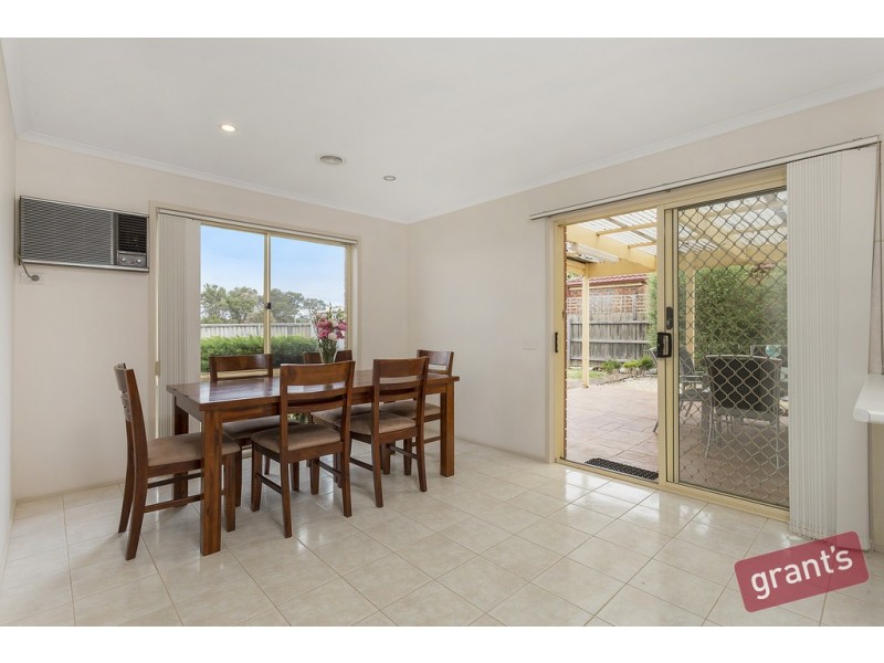 6 Norman Place, Narre Warren VIC 3805