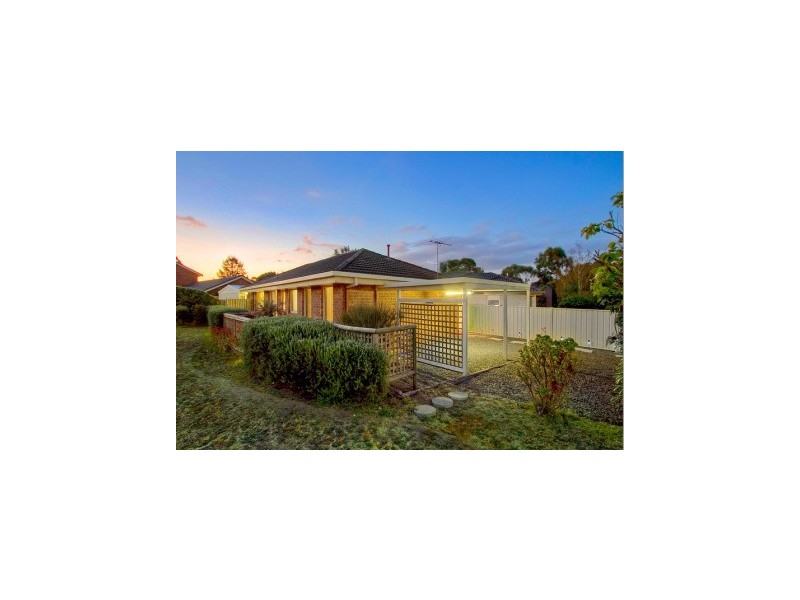 1 Fuchsia Crt, Narre Warren VIC 3805