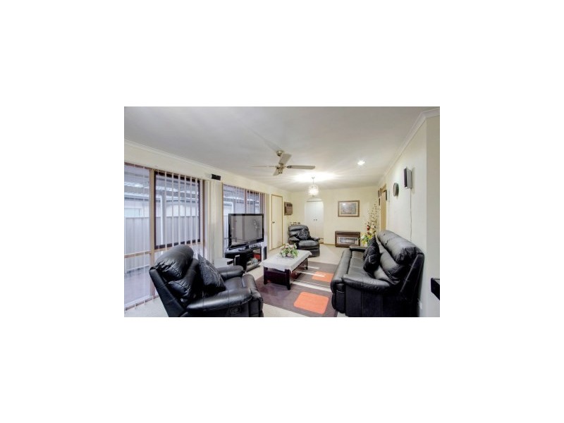 1 Fuchsia Crt, Narre Warren VIC 3805