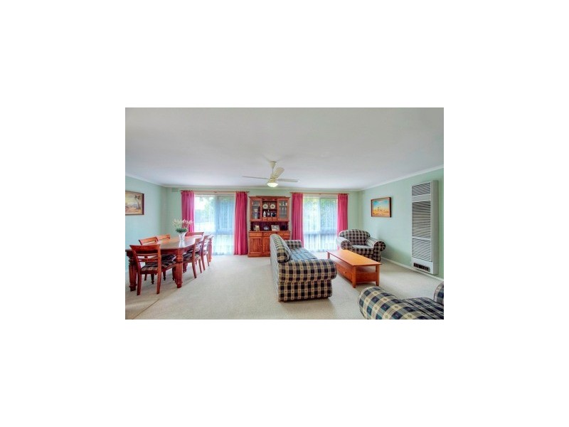 7 Fuchsia Crt, Narre Warren VIC 3805