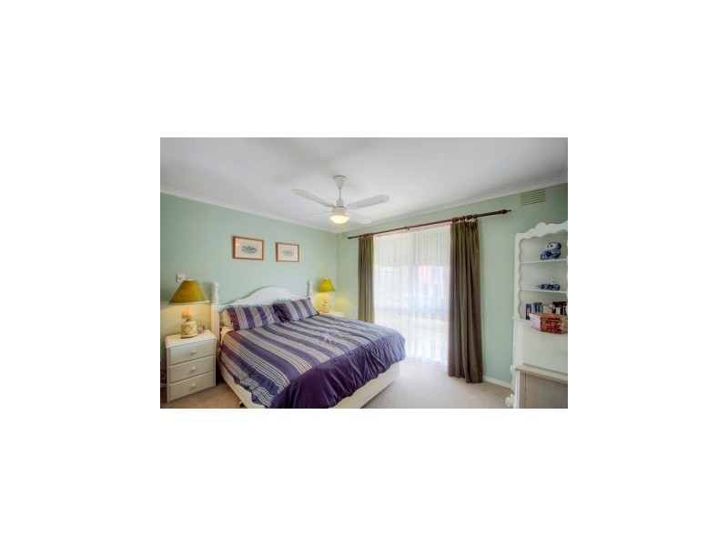 7 Fuchsia Crt, Narre Warren VIC 3805