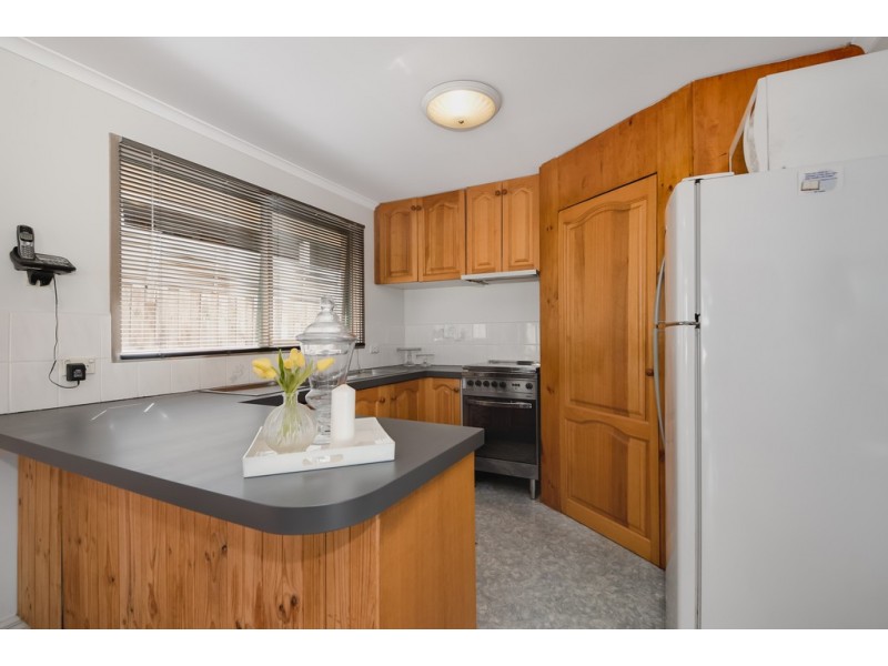 56 Barondi Avenue, Narre Warren VIC 3805