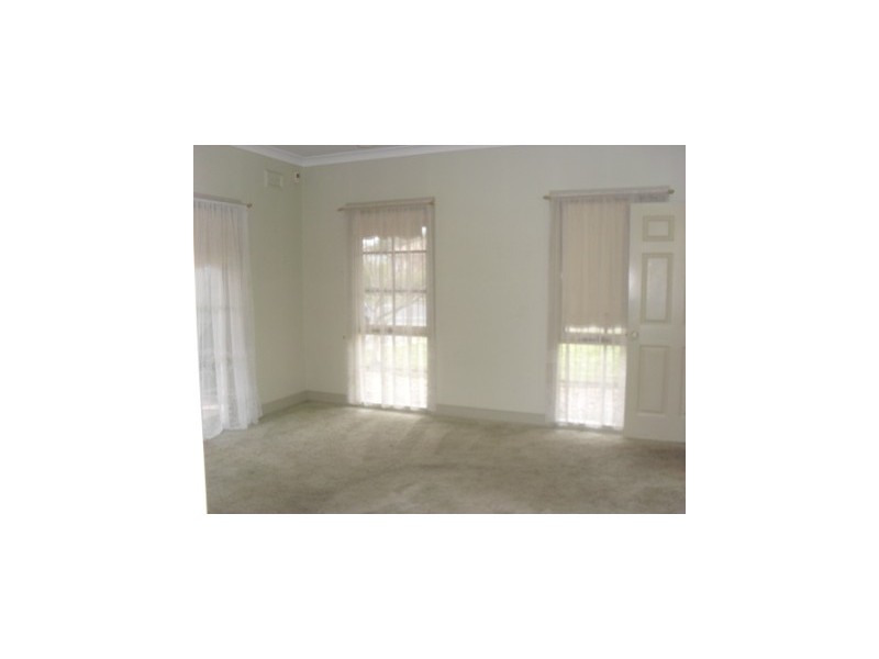 15 Emily Dve, Narre Warren VIC 3805