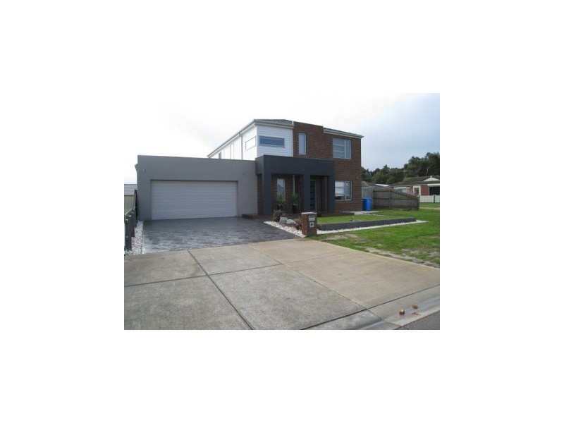 5 Meredith Clse, Narre Warren VIC 3805