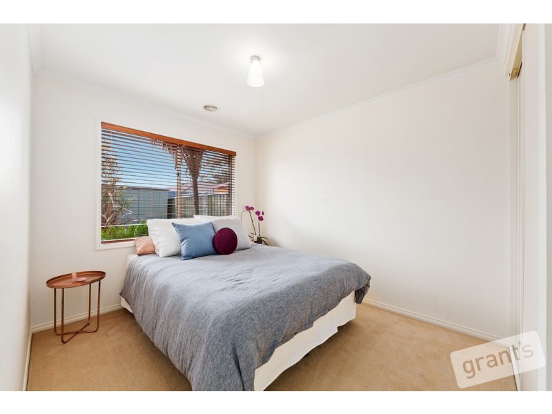 44 Sherwood Road, Narre Warren South VIC 3805