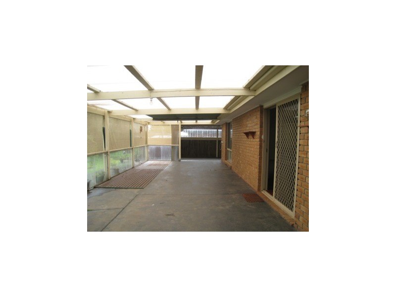19 Elstar Rd, Narre Warren VIC 3805