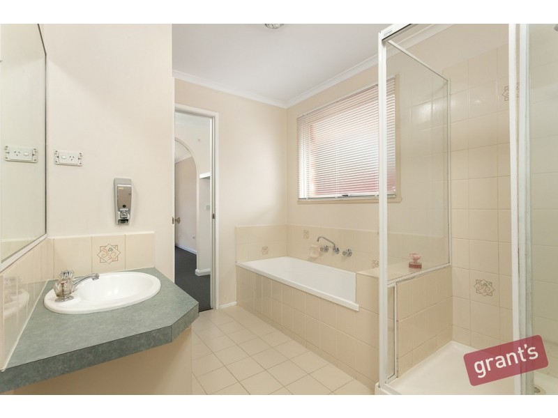 1 Plough Rise, Narre Warren South VIC 3805