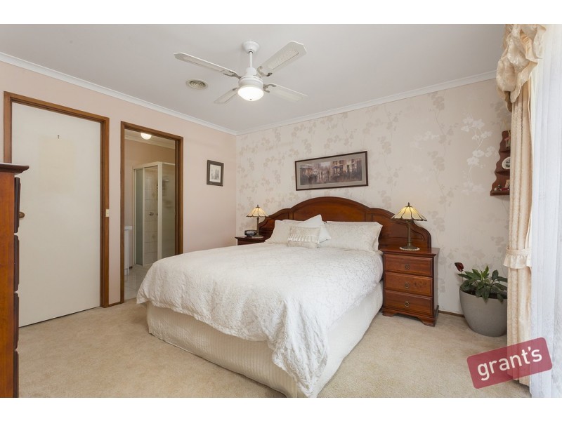 5 Glen Court, Narre Warren VIC 3805