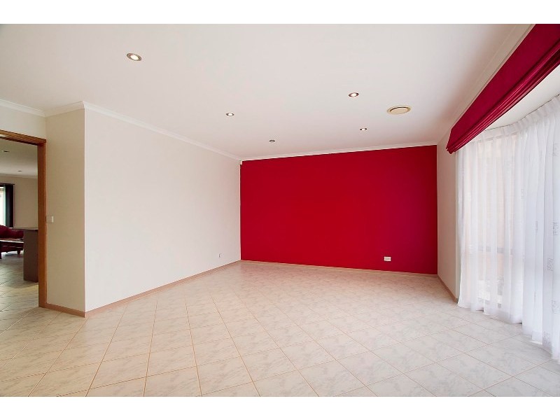 5 Jolimont Place, Narre Warren VIC 3805