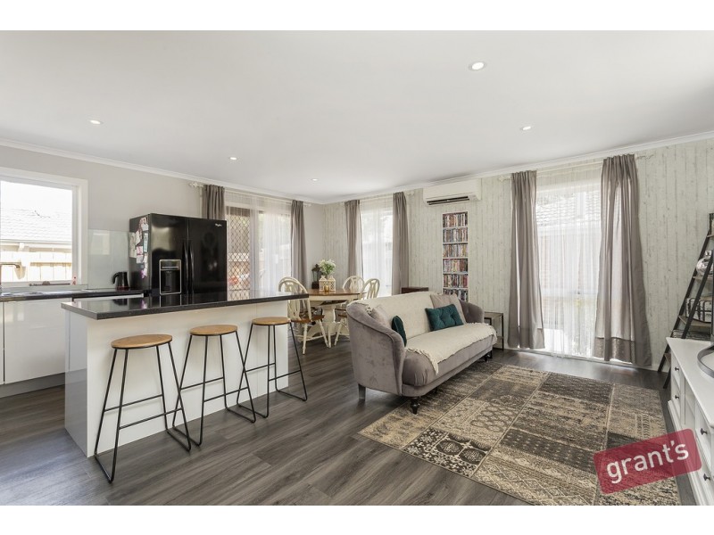 70 Huon Park Road, Cranbourne North VIC 3977