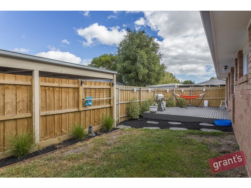 70 Huon Park Road, Cranbourne North VIC 3977