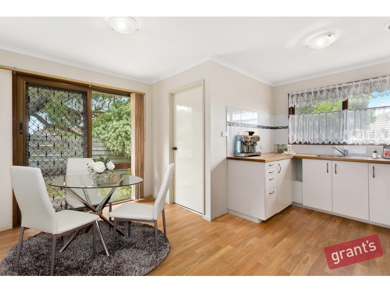 1/15 Kays Avenue, Hallam VIC 3803