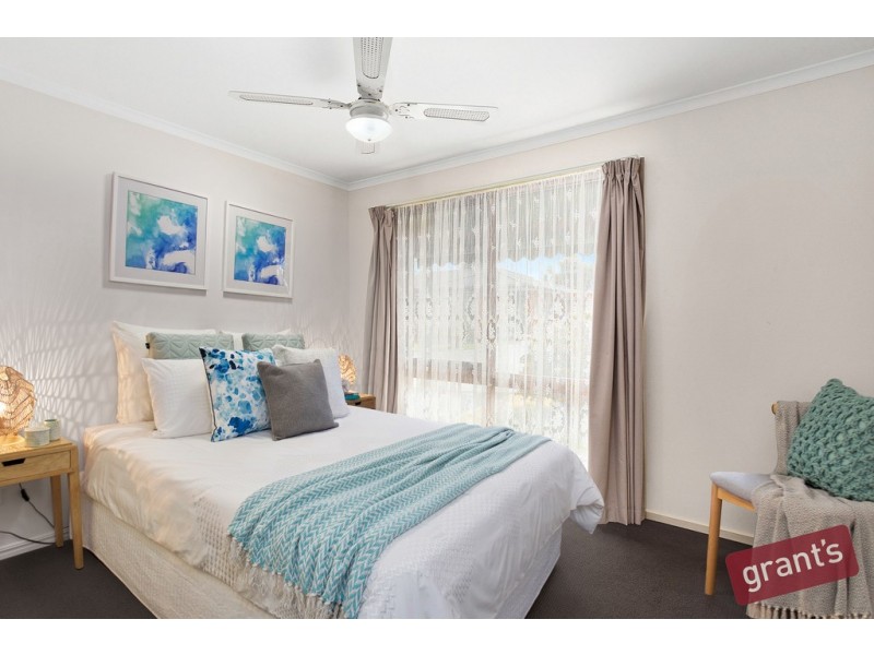 1/15 Kays Avenue, Hallam VIC 3803