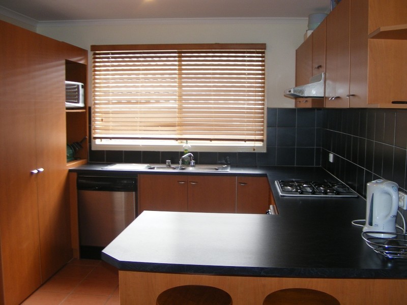 32 Seebeck Drive, Narre Warren South VIC 3805