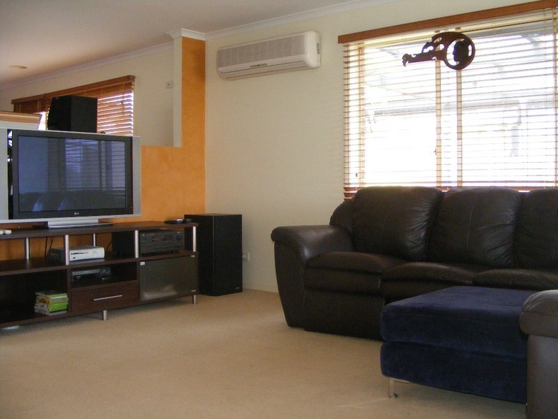 32 Seebeck Drive, Narre Warren South VIC 3805