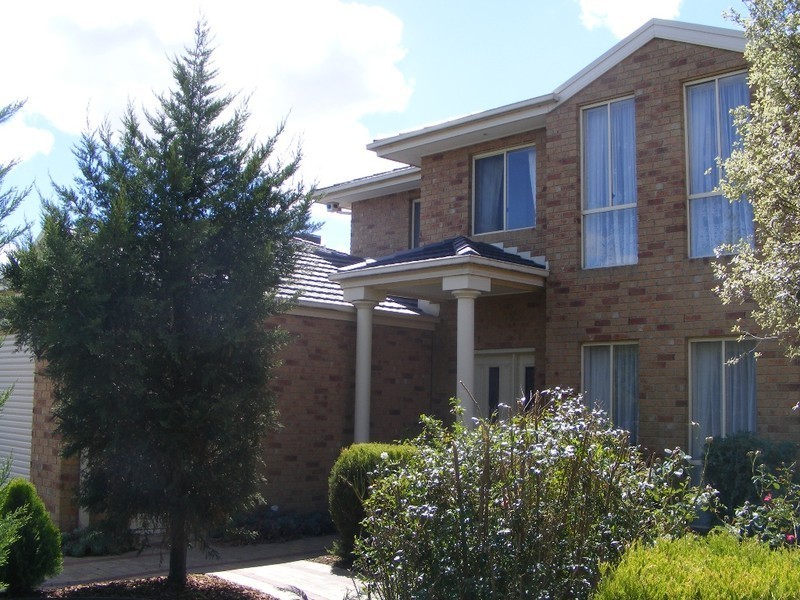 68 Littlecroft Avenue, Narre Warren South VIC 3805