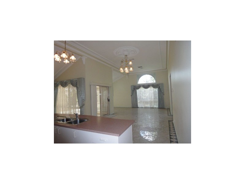 1 Tangerine Dve, Narre Warren South VIC 3805