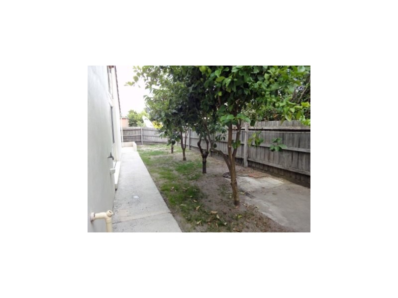 1 Tangerine Dve, Narre Warren South VIC 3805