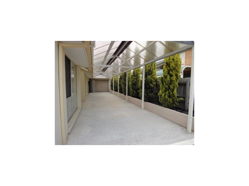 1 Tangerine Dve, Narre Warren South VIC 3805