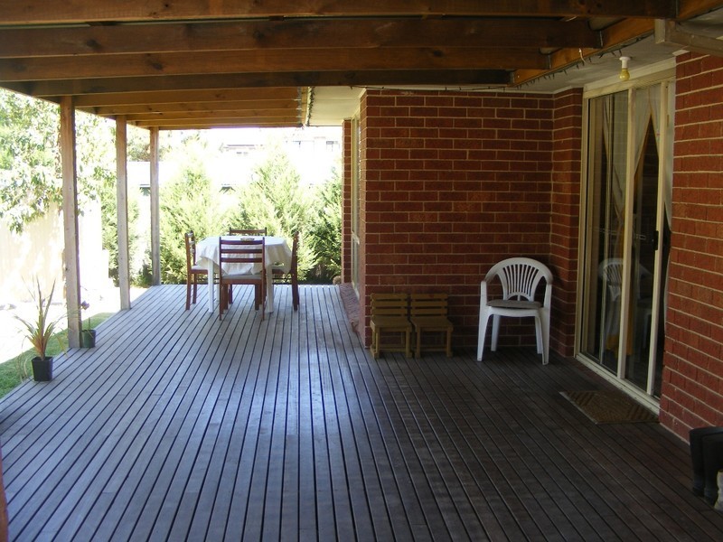 17 Greg Court, Narre Warren VIC 3805