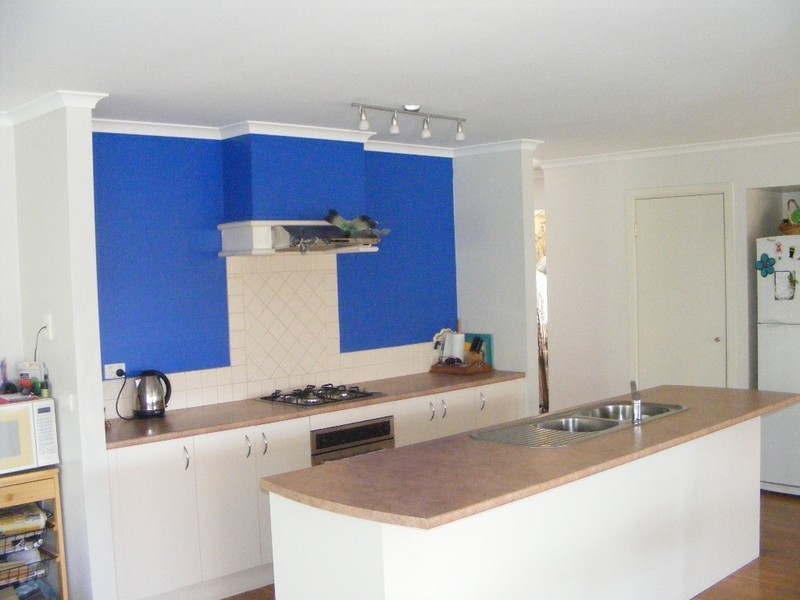 20 Pevensey Drive, Narre Warren South VIC 3805