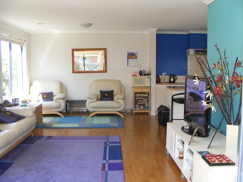 20 Pevensey Drive, Narre Warren South VIC 3805