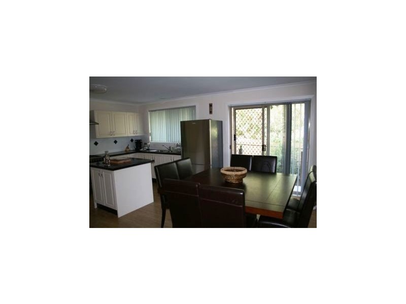 2/92-94 Norfolk Dve, Narre Warren VIC 3805