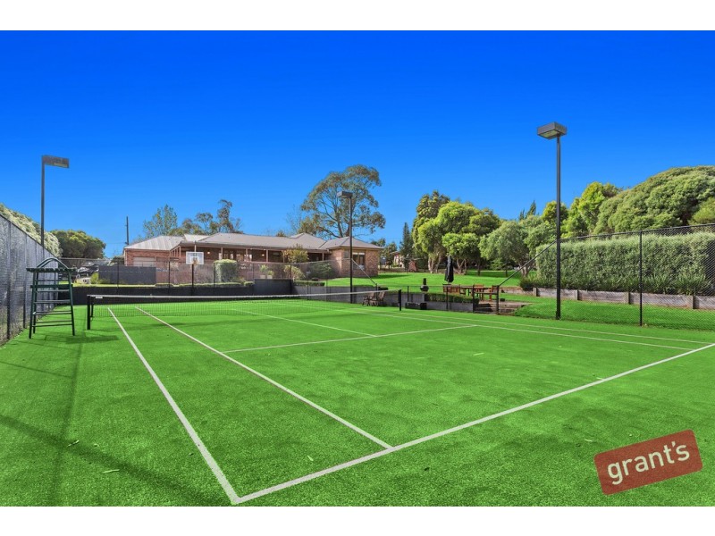 45 Robinson Road, Narre Warren North VIC 3804