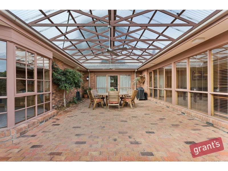 45 Robinson Road, Narre Warren North VIC 3804