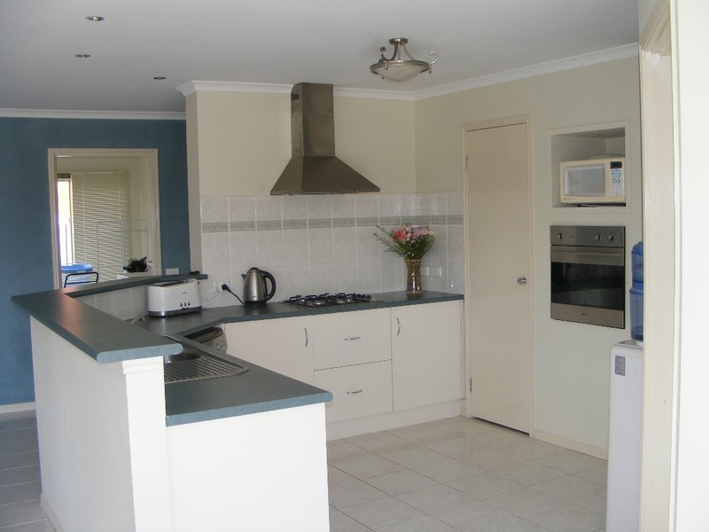 Narre Warren South VIC 3805