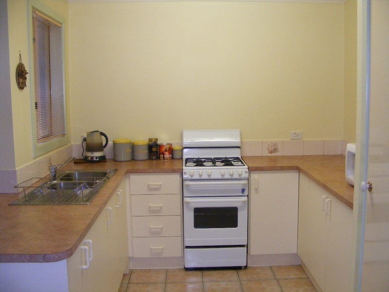 33 Emily Drive, Narre Warren VIC 3805