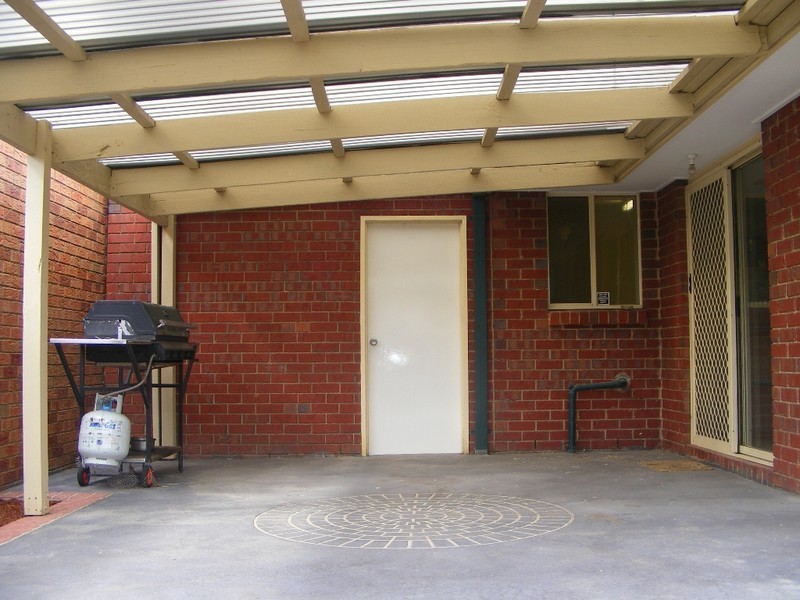 33 Emily Drive, Narre Warren VIC 3805