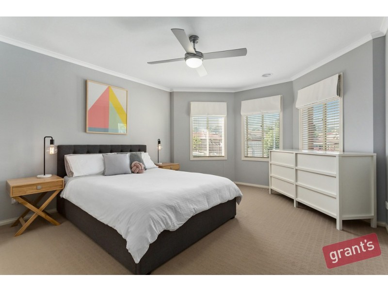 5 Phelan Place, Narre Warren VIC 3805