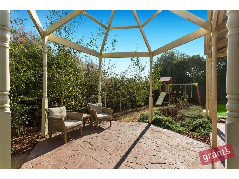 5 Phelan Place, Narre Warren VIC 3805