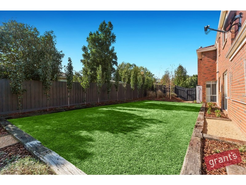 5 Phelan Place, Narre Warren VIC 3805