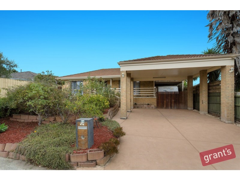 94 Lesdon Avenue, Cranbourne VIC 3977