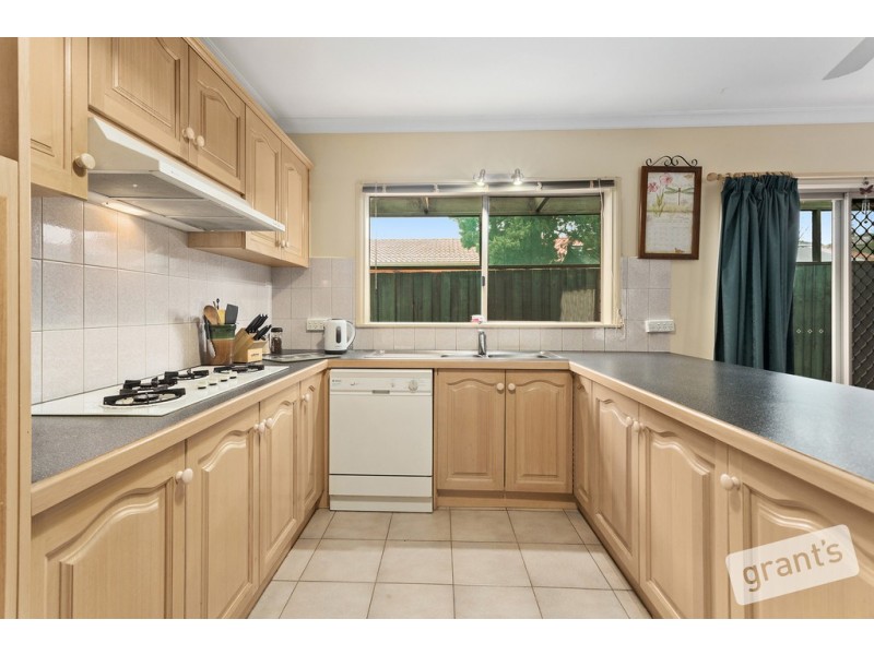 11 Ashley Close, Narre Warren VIC 3805