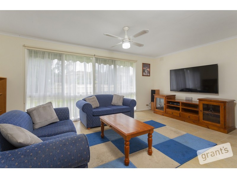 12 Bradley Terrace, Narre Warren VIC 3805