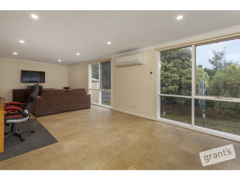 12 Bradley Terrace, Narre Warren VIC 3805